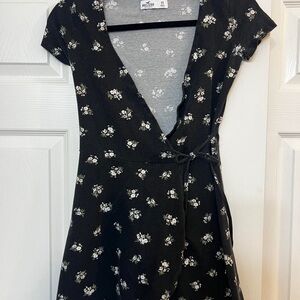 Hollister Black and White Floral Mini Dress